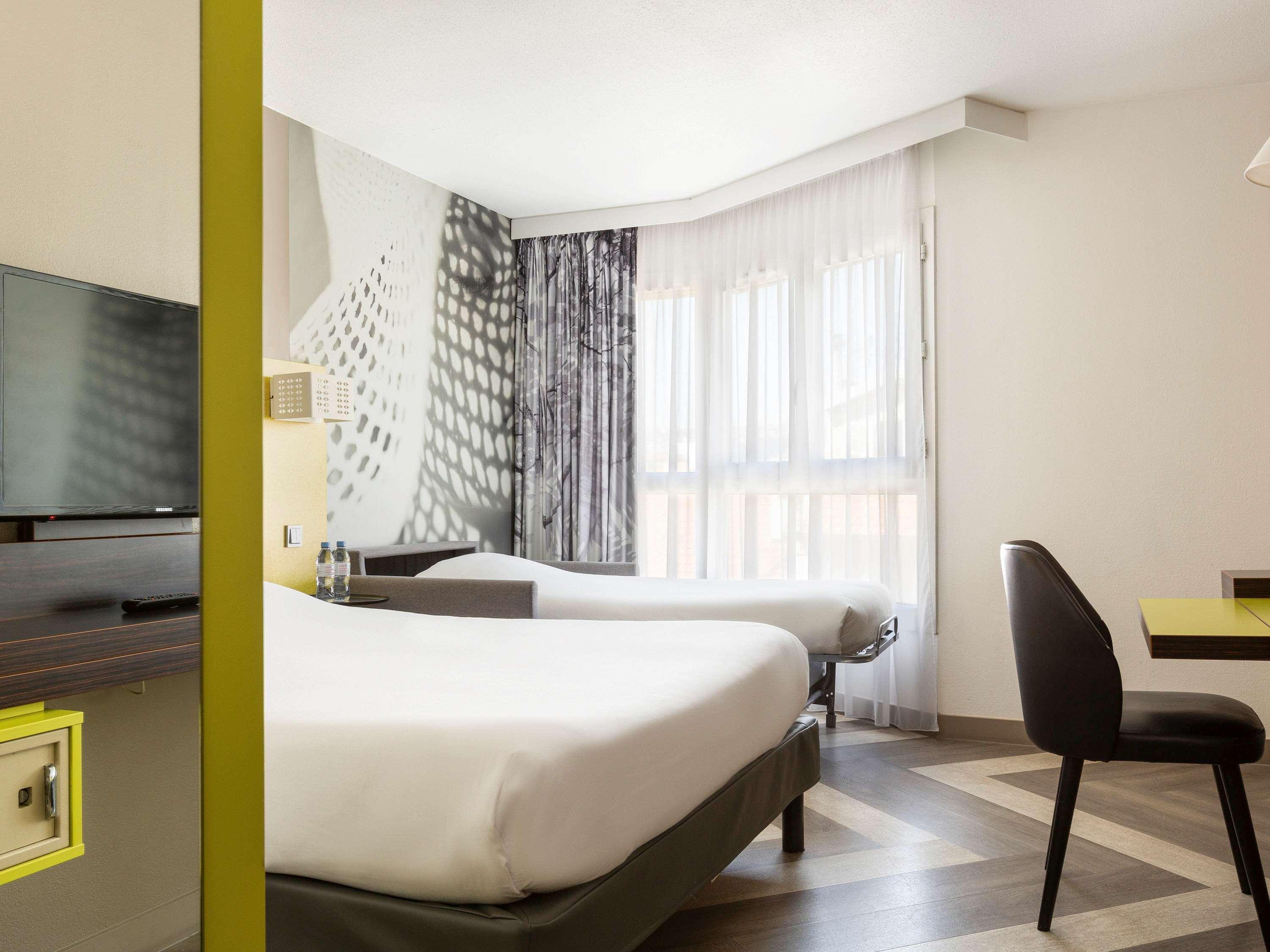 Ibis Styles Nice Centre Port Экстерьер фото