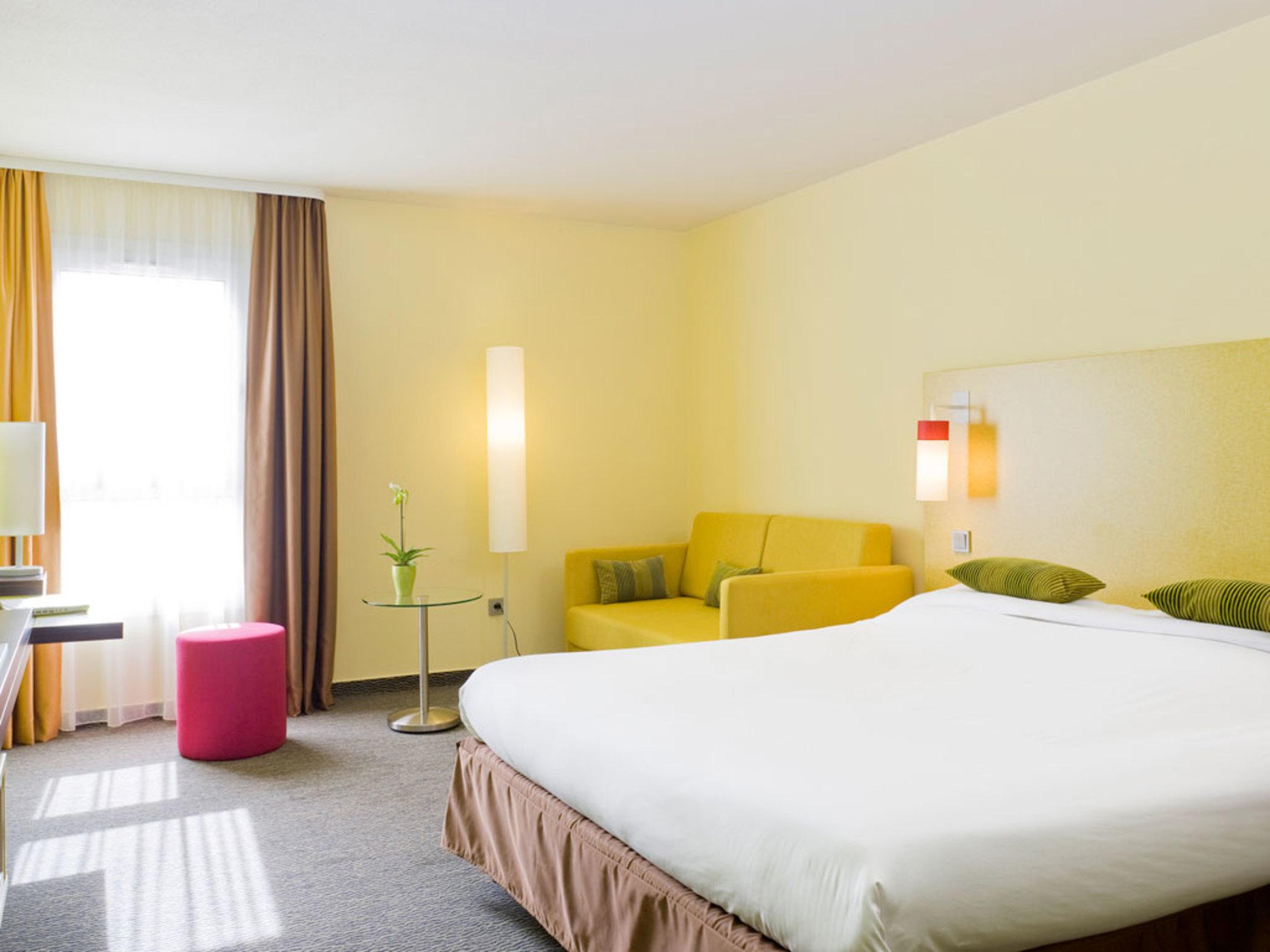 Ibis Styles Nice Centre Port Экстерьер фото